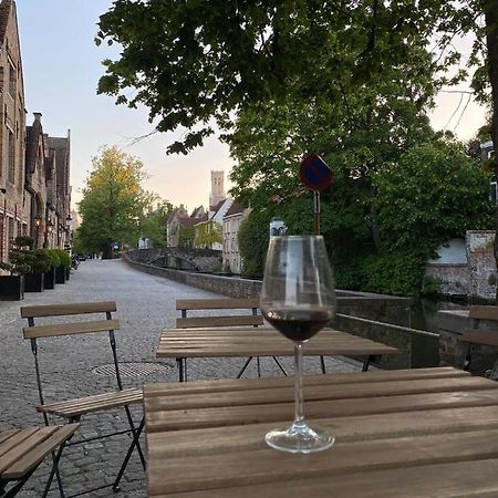 Canal Central Brugge Eksteriør bilde