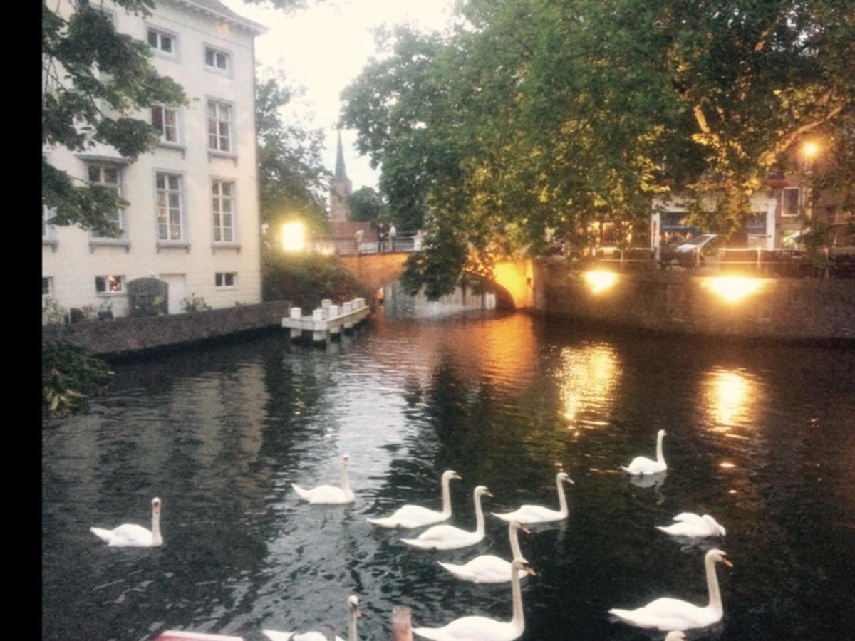 Canal Central Brugge Eksteriør bilde