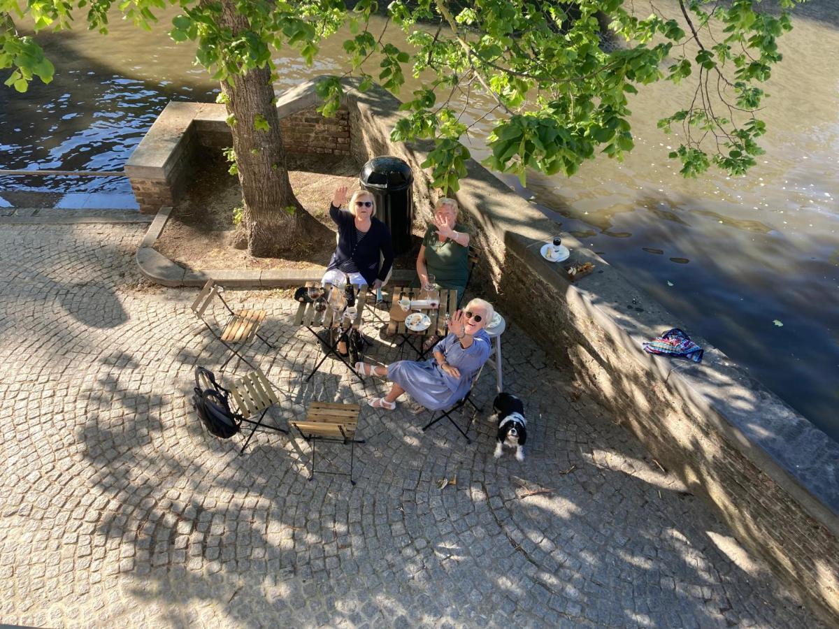 Canal Central Brugge Eksteriør bilde